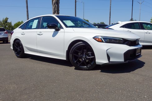 Used 2025 Honda Civic Sport image 4