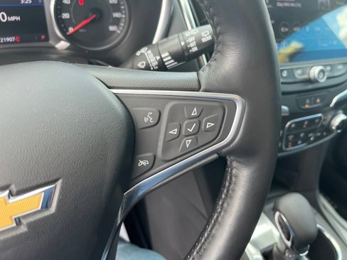 Used 2022 Chevrolet Equinox LT image 12
