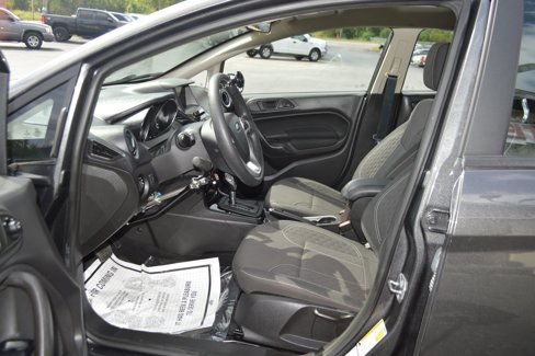 Used 2018 Ford Fiesta SE w/ Equipment Group 201A image 12