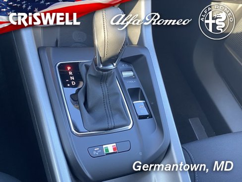 New 2025 Alfa Romeo Tonale image 28