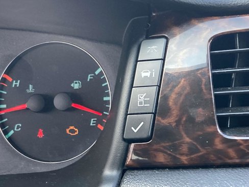 Used 2014 Chevrolet Impala LTZ image 17