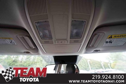 Used 2018 MAZDA CX-5 Touring image 18