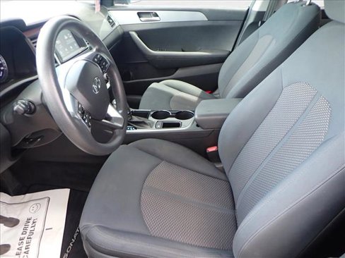 Used 2018 Hyundai Sonata SE image 10