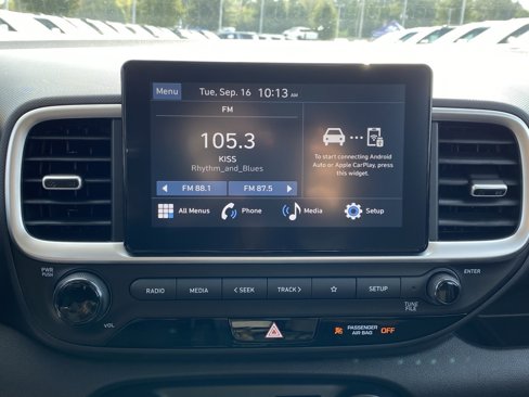New 2025 Hyundai Venue SE image 13
