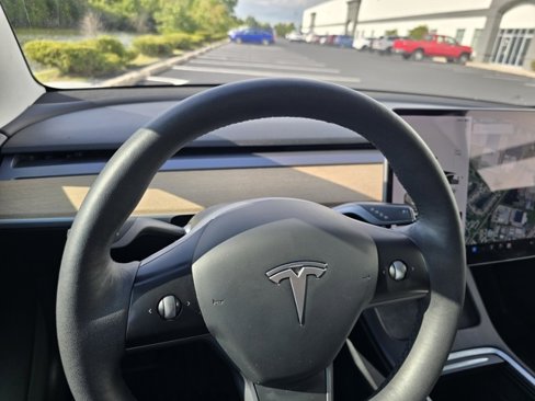 Used 2021 Tesla Model 3 Long Range image 12
