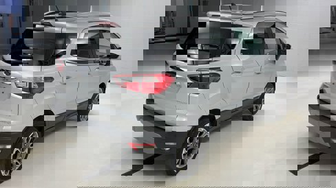 Used 2021 Ford EcoSport Titanium image 5