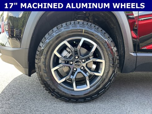 New 2026 Chevrolet Equinox ACTIV w/ Safety and Technology Package image 8