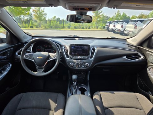 Used 2022 Chevrolet Malibu LT image 10