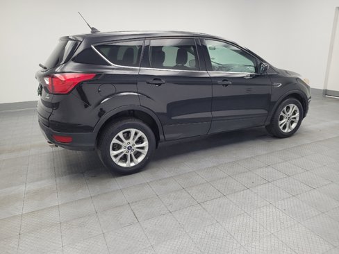 Used 2019 Ford Escape SE image 10