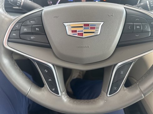 Used 2018 Cadillac XT5 Luxury w/ Driver Awareness Package image 16