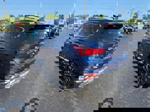 Used 2020 Hyundai Santa Fe SEL image 5