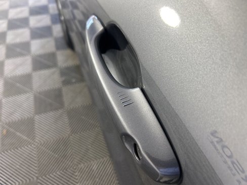 Used 2021 Ford Escape SE image 11