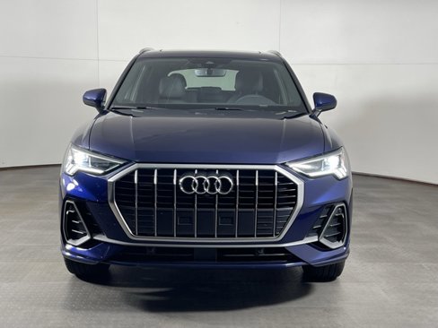 Certified 2025 Audi Q3 2.0T Premium Plus w/ Premium Plus Package image 2
