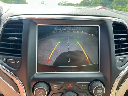 Used 2016 Jeep Grand Cherokee Overland image 20