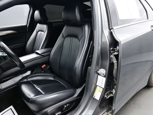 Used 2019 Lincoln MKZ Premiere image 12