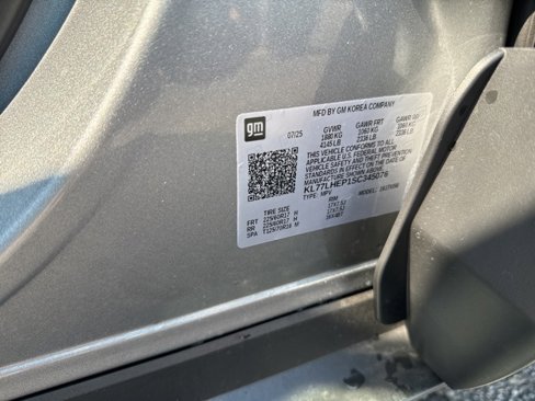 New 2025 Chevrolet Trax LT image 25