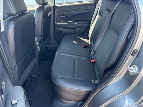 Used 2018 Mitsubishi Outlander Sport SEL image 16