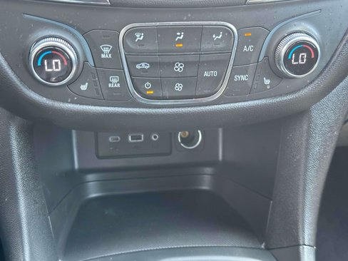 Certified 2022 GMC Terrain SLE w/ Driver Convenience Package image 48
