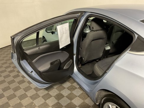 Used 2017 Chevrolet Cruze LT w/ Convenience Package image 25