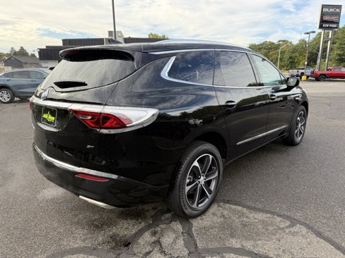 Used 2022 Buick Enclave Essence w/ Experience Buick Package image 4