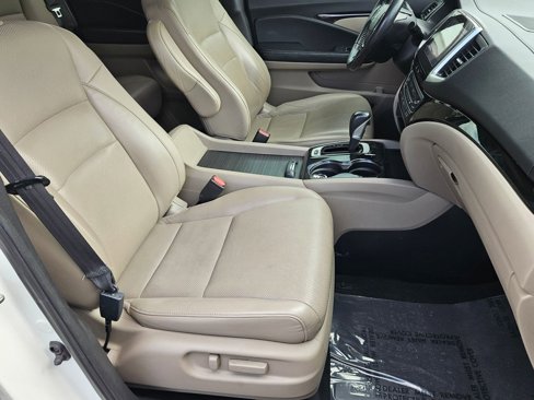 Used 2017 Honda Ridgeline RTL-E image 19