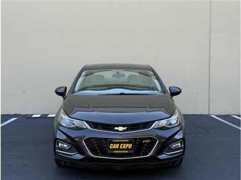 Used 2017 Chevrolet Cruze LT w/ RS Package image 2