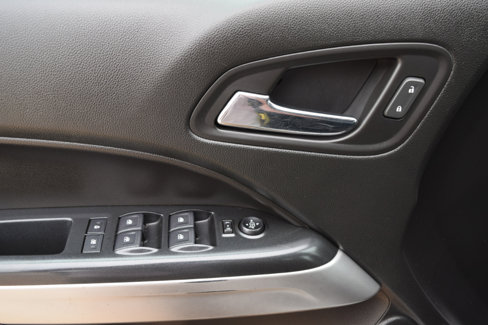 Used 2019 Chevrolet Colorado ZR2 image 18