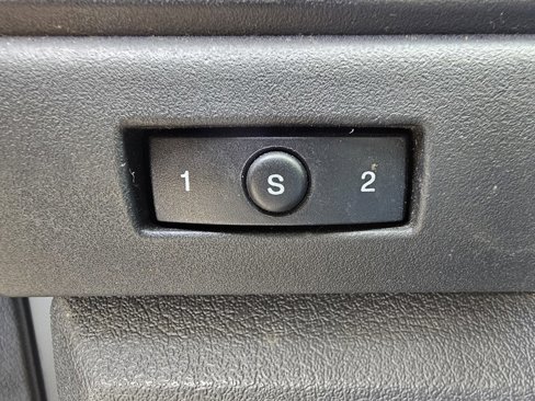 Used 2012 Jeep Liberty Limited image 27