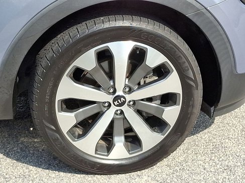 Used 2020 Kia Telluride S w/ S 8 Passenger Seating Package image 8