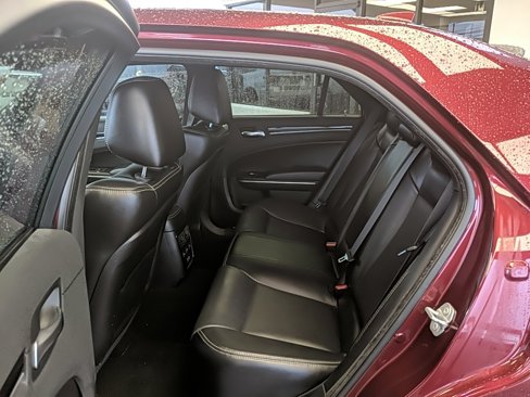 Used 2019 Chrysler 300 S w/ Safetytec Plus Group image 11