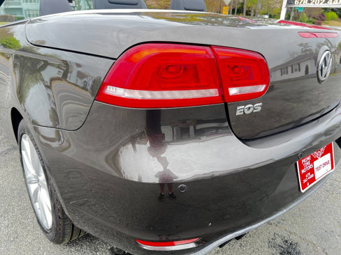 Used 2013 Volkswagen Eos image 21