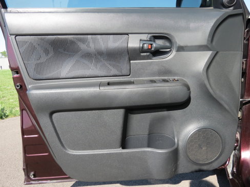 Used 2012 Scion xB image 21