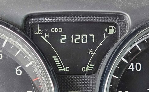 Used 2019 Nissan Versa SV image 25