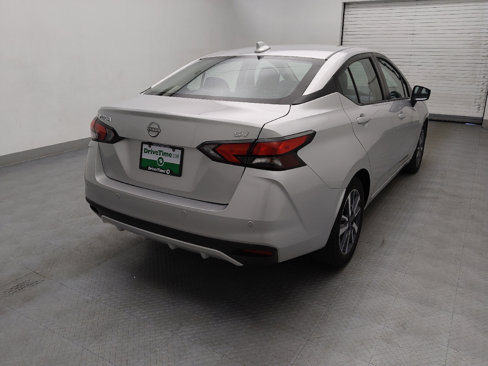 Used 2023 Nissan Versa SV image 7
