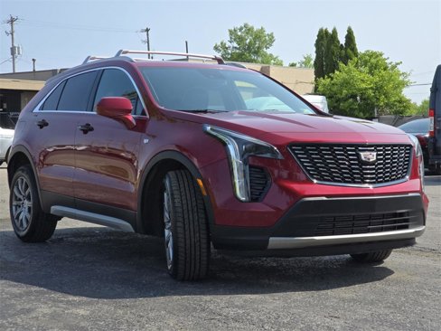 Used 2019 Cadillac XT4 Premium Luxury w/ Cold Weather Package image 18