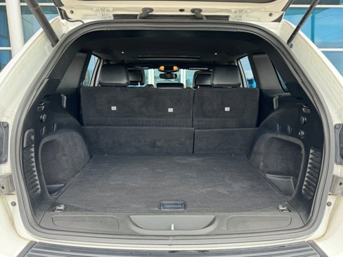 Used 2018 Jeep Grand Cherokee Altitude image 27