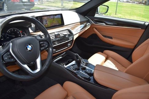 Used 2019 BMW 540i xDrive w/ Convenience Package image 11