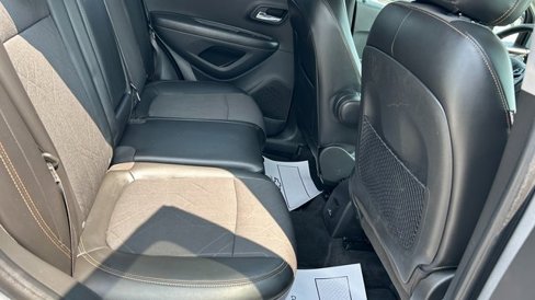 Used 2019 Chevrolet Trax LT w/ LT Convenience Package image 40