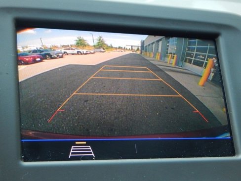 Used 2020 Chevrolet Equinox LT image 24