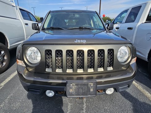 Used 2016 Jeep Patriot Sport image 2