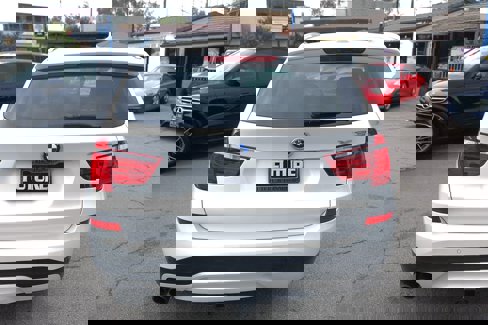 Used 2017 BMW X3 sDrive28i image 5