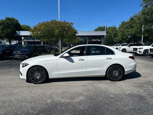 Used 2025 Mercedes-Benz C 300 Sedan image 7