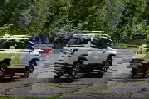 Used 2020 GMC Acadia SLT image 4