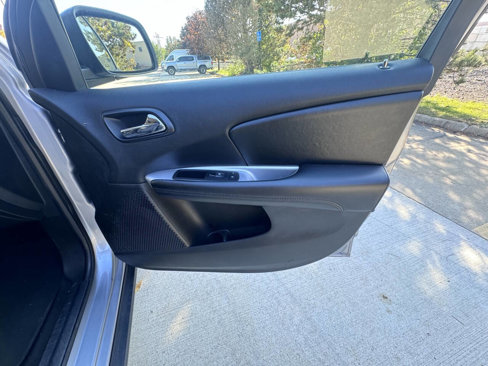 Used 2018 Dodge Journey SE w/ Connectivity Group image 26