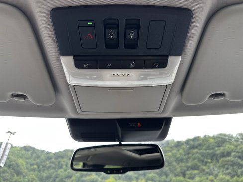 Used 2022 Mitsubishi Outlander SE image 17