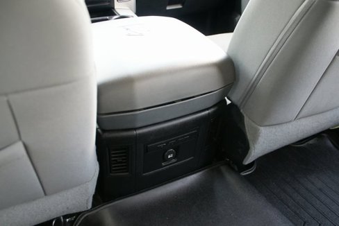 Used 2015 RAM 2500 SLT w/ Luxury Group image 30