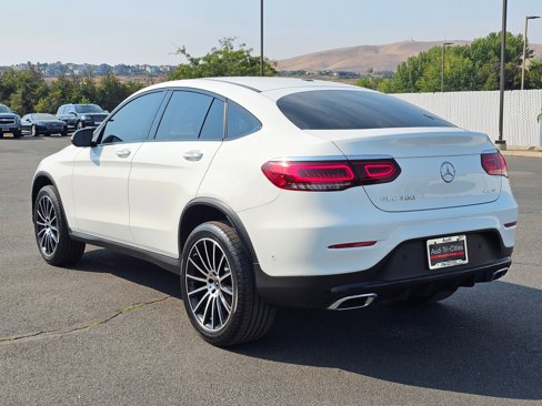 Used 2023 Mercedes-Benz GLC 300 4MATIC Coupe image 4