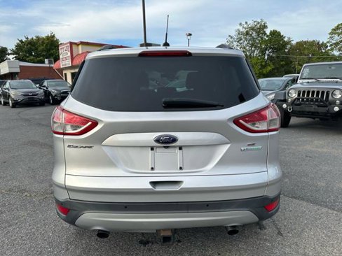 Used 2014 Ford Escape SE w/ Equipment Group 201A image 6