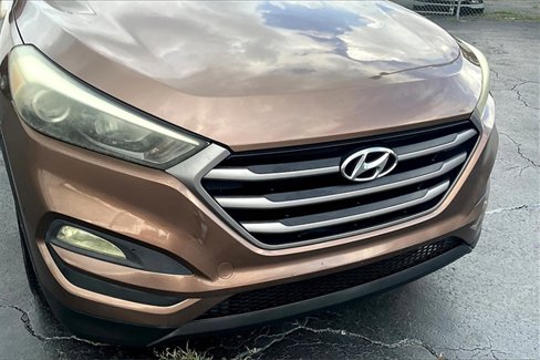 Used 2016 Hyundai Tucson SE w/ Option Group 02 image 28