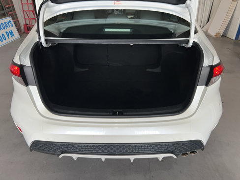 Used 2021 Toyota Corolla SE image 29